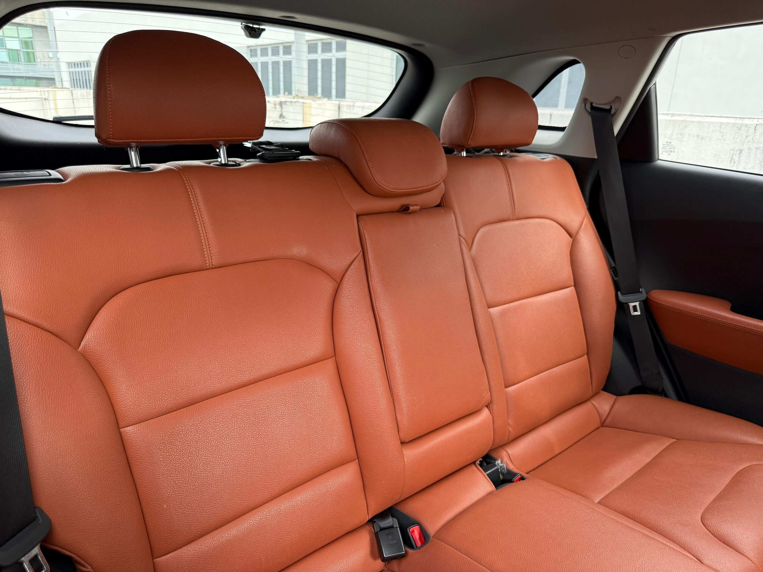 Int Back Seats 2