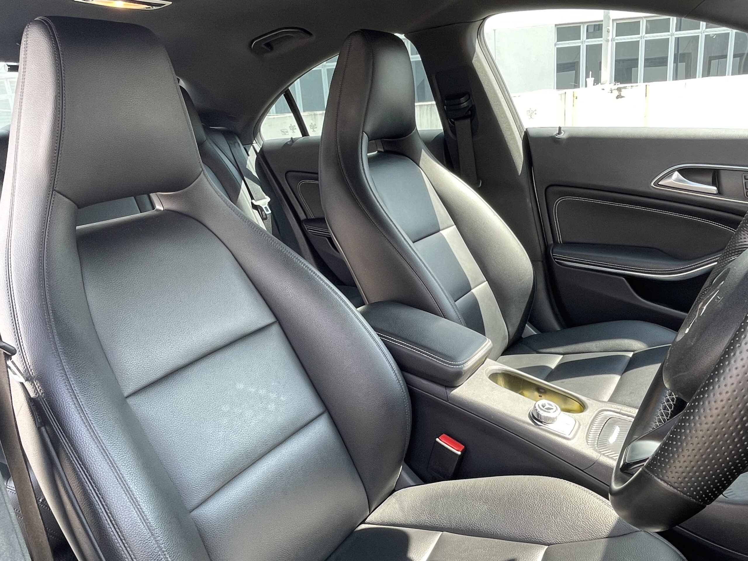 Int Front Seats