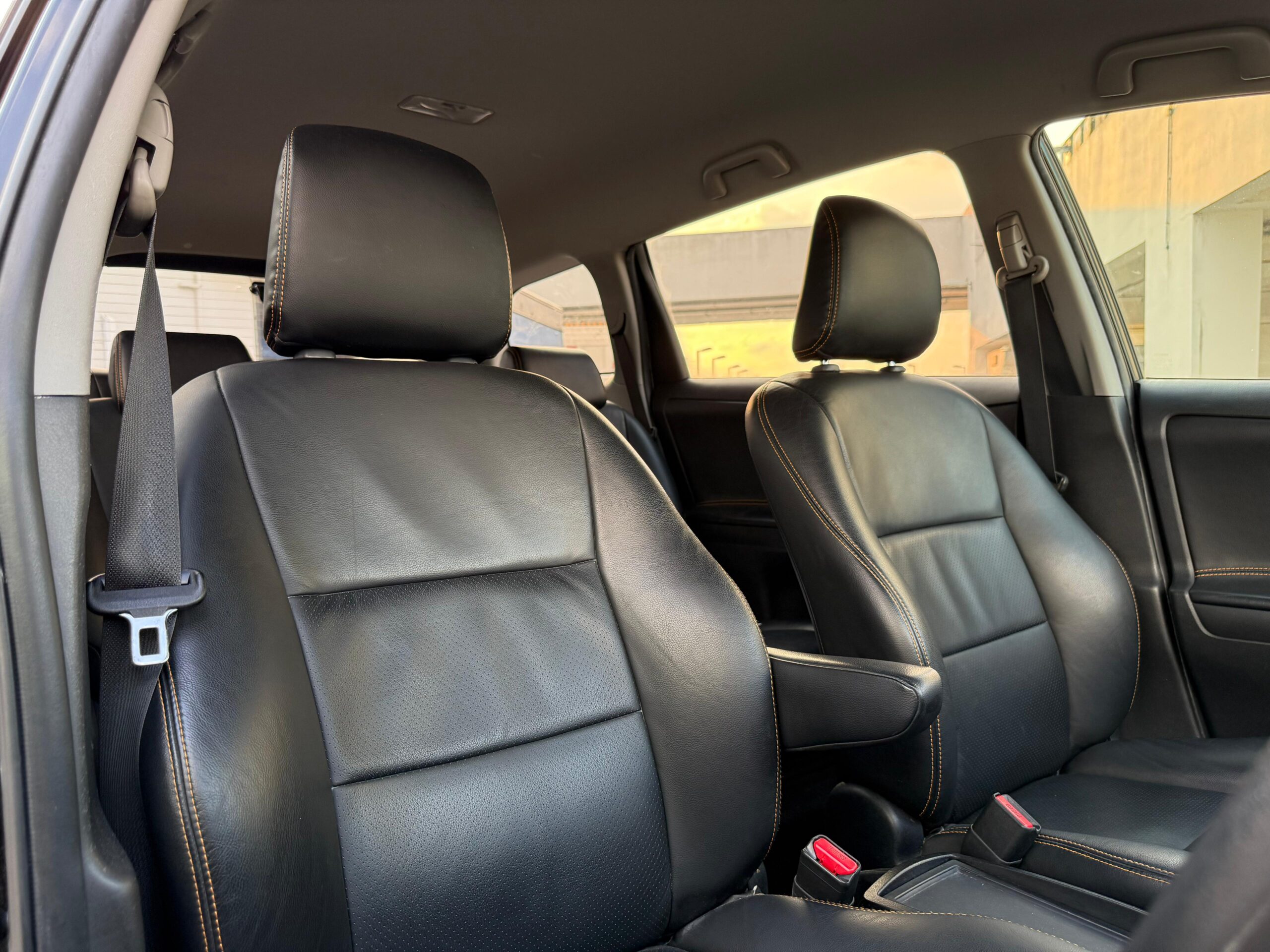 Int Front Seats