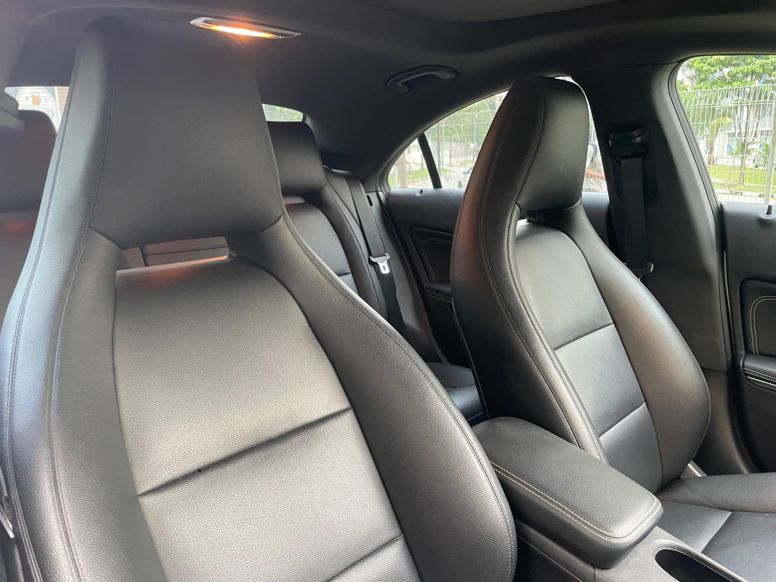Int Front Seats