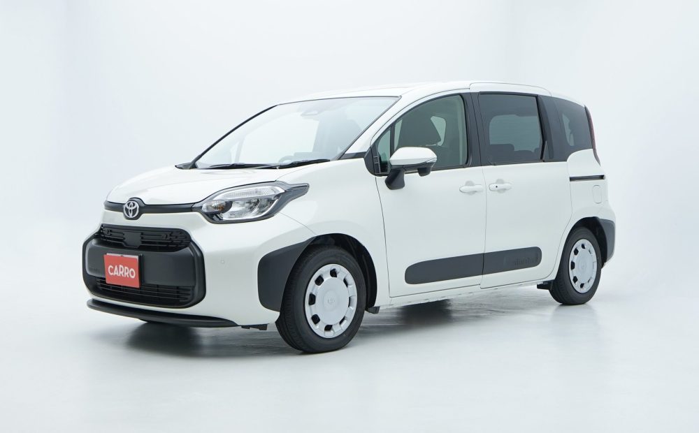 toyota-sienta-0GLXQ54YK7-carro-004